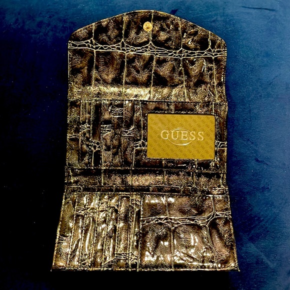 Guess Dramatic Blue Detailed Wallet - Picture 3 of 4